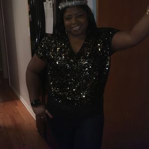 Meet your Posher, Nikya